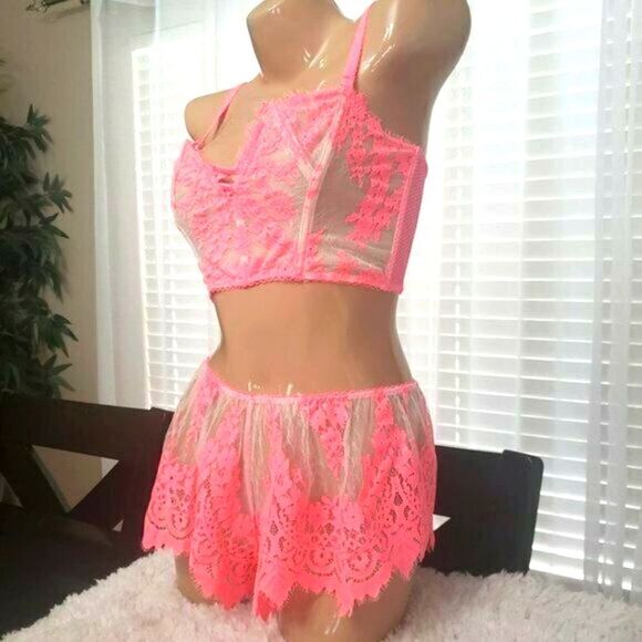 SMALL Victoria's Secret pink boho lace shortie & bralette Set NWT - Picture 5 of 10